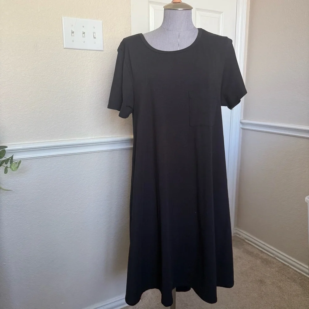 XLarge LULA ROE Black asymmetrical dress